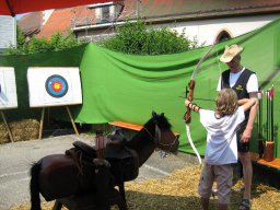 2013 Fleckenfest Bogenschießen